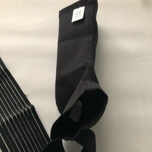 Black Arm Support Brace